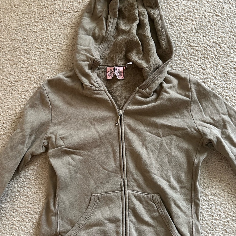 Juicy Couture vintage zip up hoodie size small.